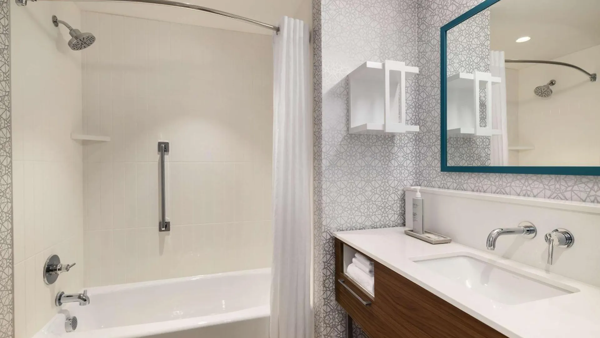 Hotel Hampton Inn & Suites Maui North Shore Kahului