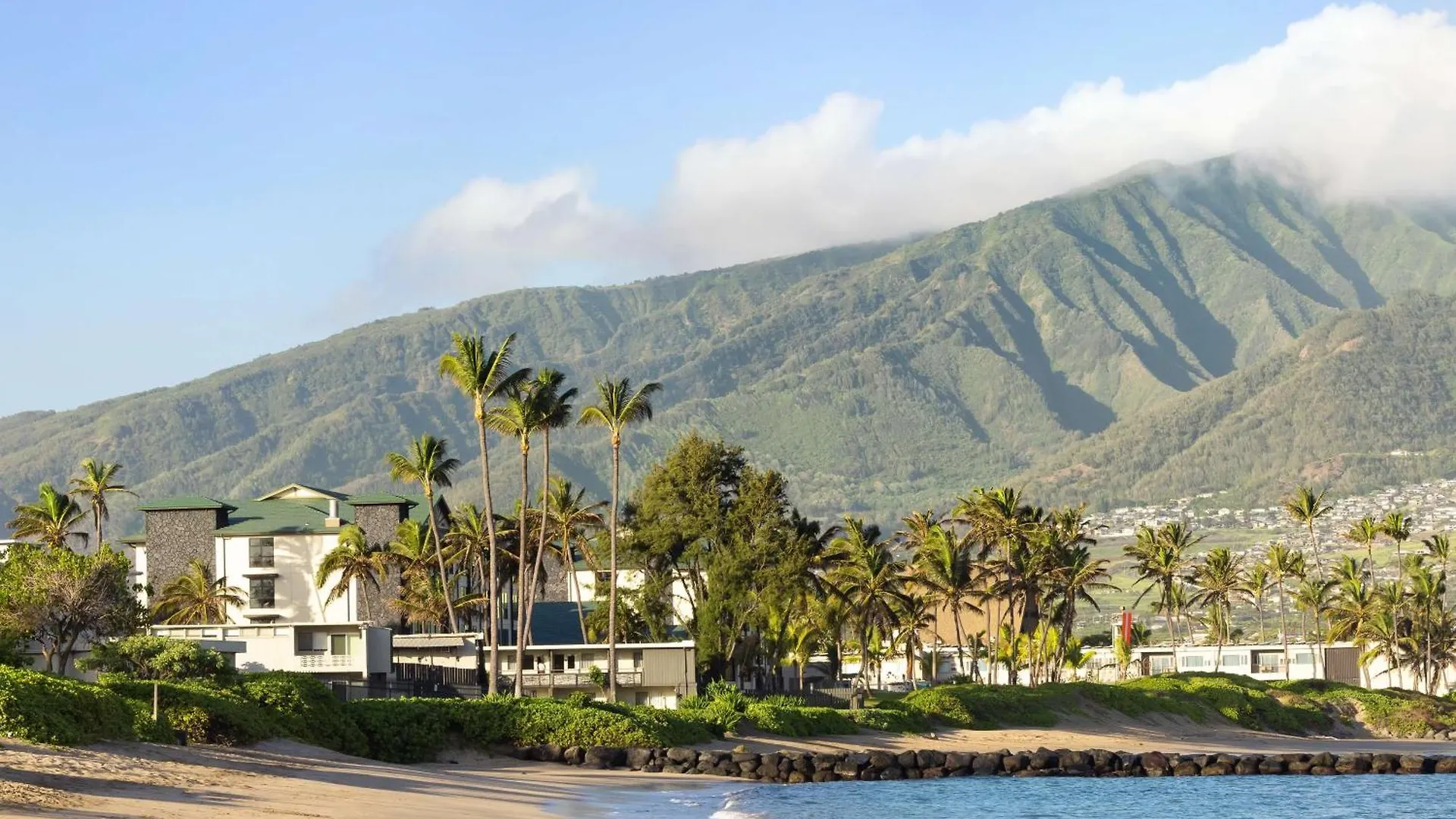 מלון קאהולוי Hampton Inn & Suites Maui North Shore